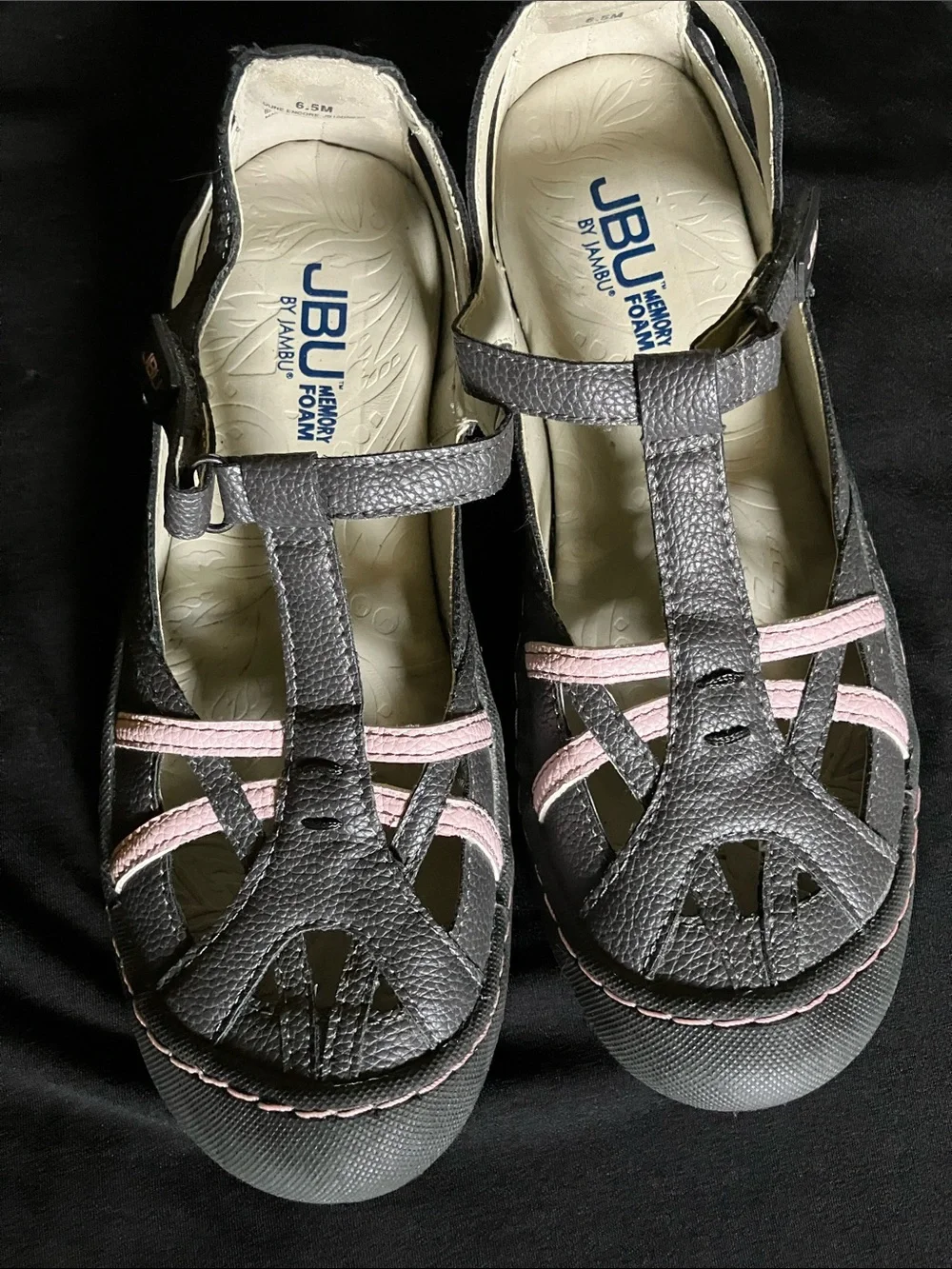 JBU Women's Gray Leather Closed-Toe Sandals with Pink Accents